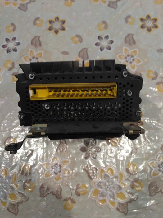 Автомобільний підсилювач (усилитель)