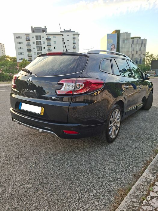 Megane Sport Tourer 1.5 dCi GT Line (Automática)