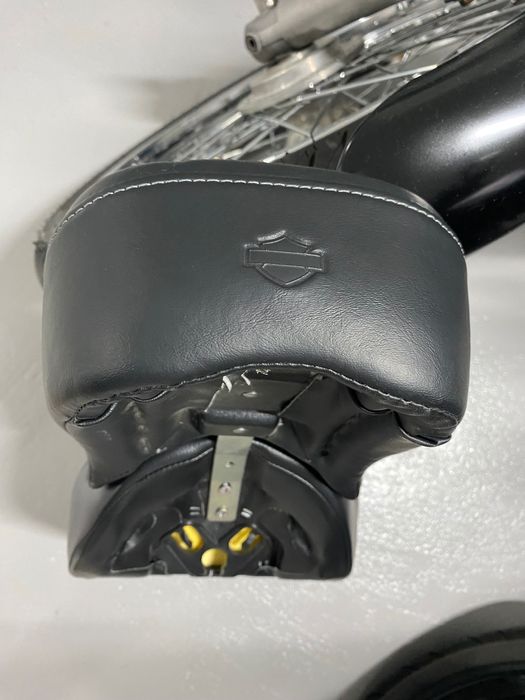 Harley Davidson Sportster 883, 1200 assentos bancos solo duplos