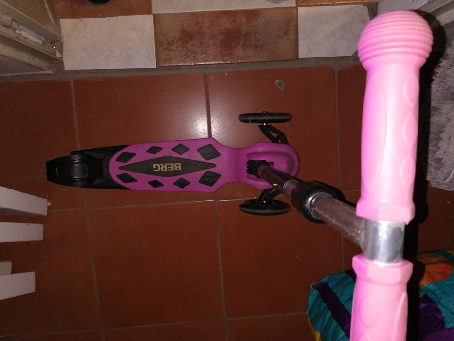 Trotinete cor de rosa64286379078786120