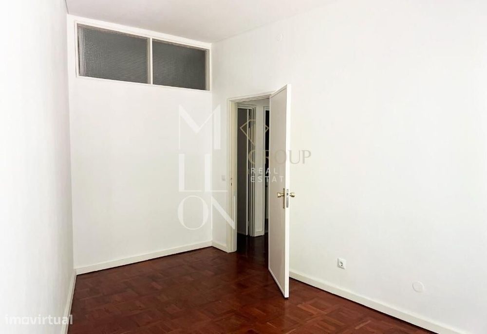 Bonfim | T3 (88m 2 com varanda)