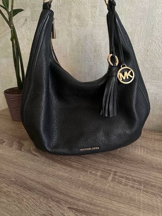 Сумка жіноча michael kors lydia hammered leather hobo bag