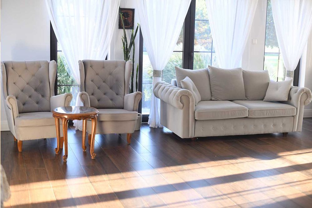 Sofa + 2 fotele uszaki, beżowy komplet pikowany, stan idealny