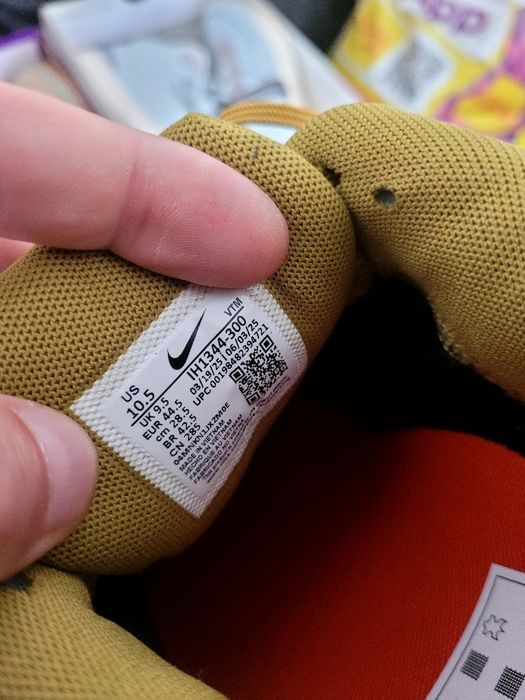Кроссовки NIKE VOMERO 5 нові original