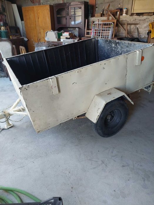 Vendo atrelado para carro