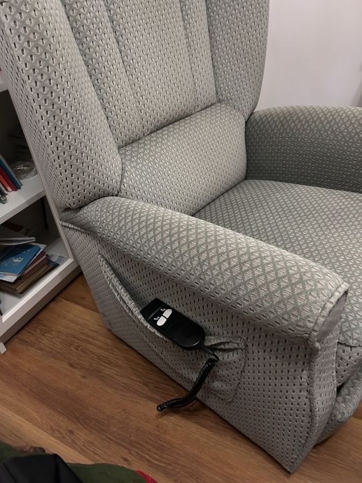 Elektryczny fotel rozkladany