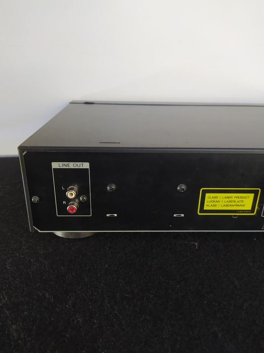 Sony compact disc player CDP-297