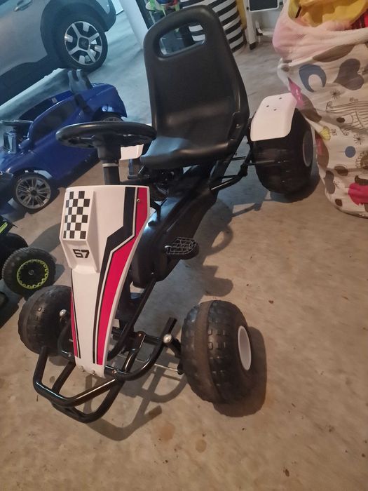Karting a pedais de crianc