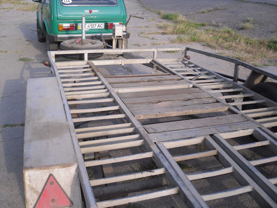 продам лафет для перевозки легковых автомобилей