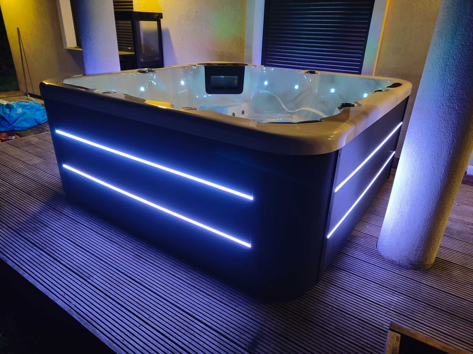 Jacuzzi Premium 5-osobowe – 2 leżanki, LED, Balboa, Dostawa GRATIS