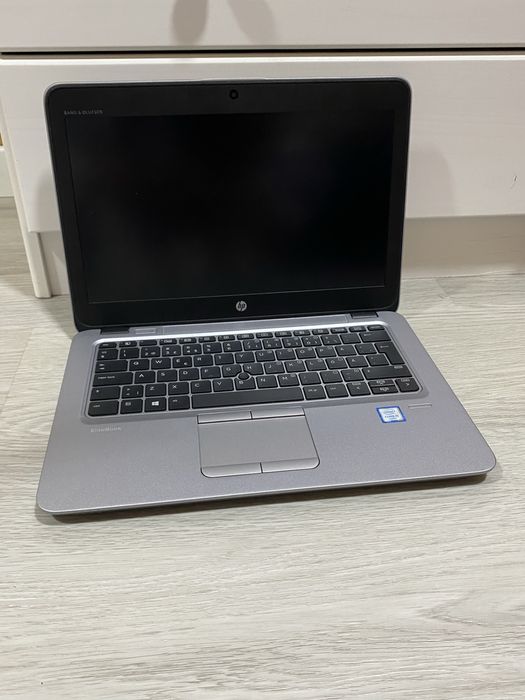 Portátil HP Elitebook 820 g3