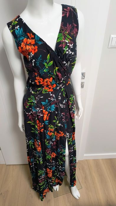 Sukienka  w kwiaty maksi