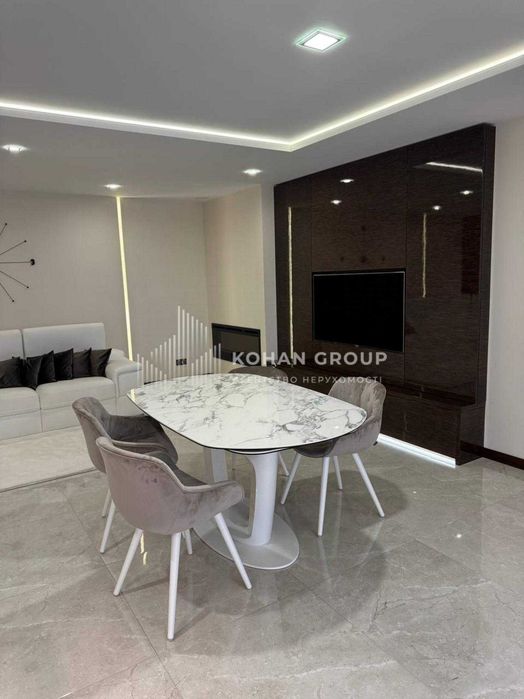 ‼️Продаж 2к квартири з меблями, 209.9 кв. м на вул. Зарічанська 11В, пентхаус‼️