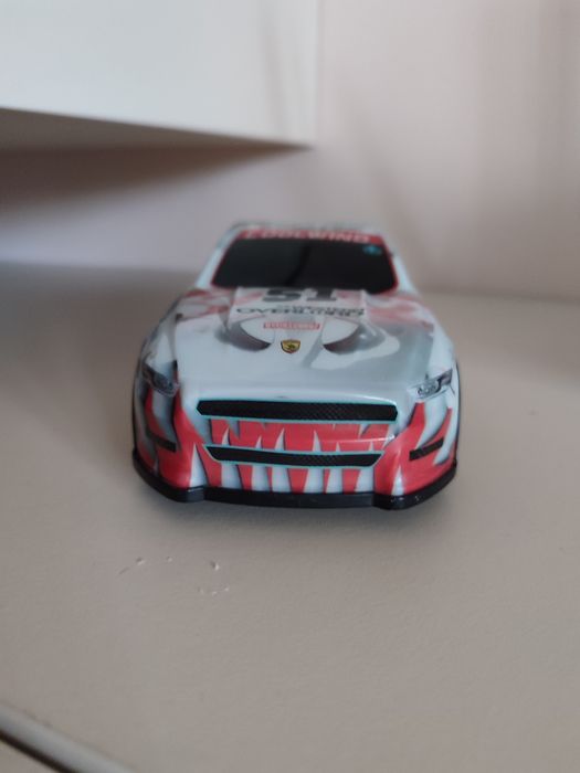 Модель Ford Mustang