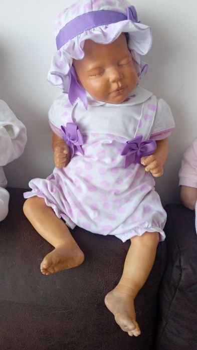 Boneca Reborn pesada tons lilás