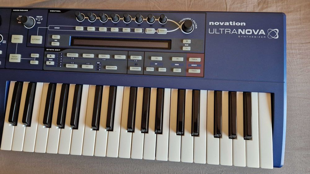 Novation Ultranova