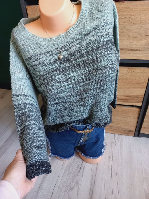 Sweterek ombre M. Stan idealny