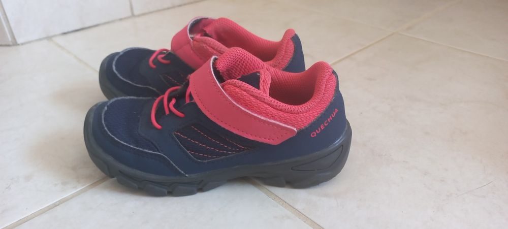 Buty sportowe r. 25 Decathlon