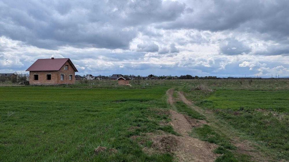 Продається ділянка 18 сот під будівництво в с. Братківці (12)