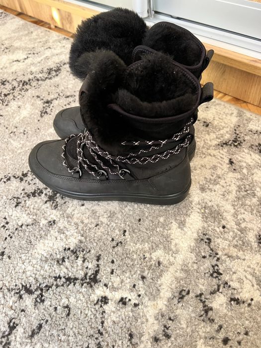 Продам зимние сапоги ECCO