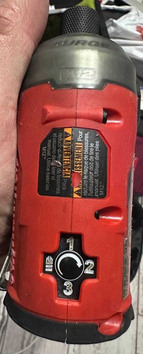 Гідравлічний імпакт MILWAUKEE M12 2551-22 (FQID-0) FUEL SURGE США