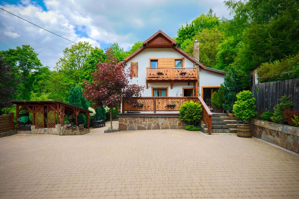 Dom na wyłączność dla min:18 os/sala kominkowa i zaplecze rekreacyjne