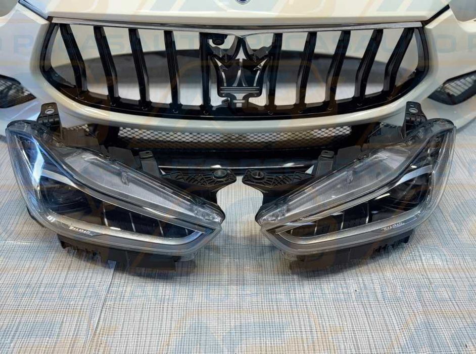 MASERATI GHIBLI GRANDSPORT Frente Completa 2 0 1 7 - 2 0 2 3