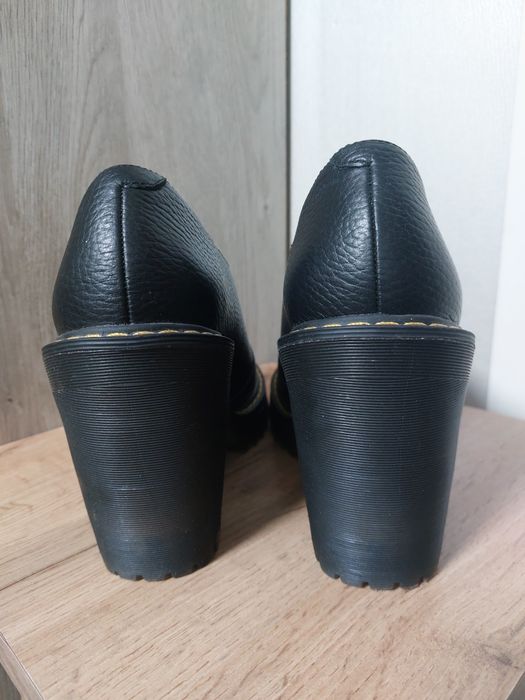 Женские туфли Dr. Martens ботильены