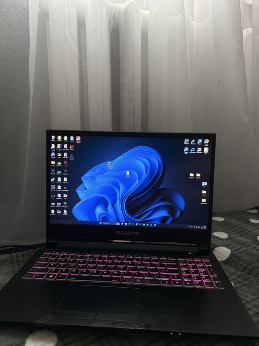 Ігровий ноутбук Intel 10-th 3060