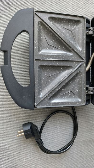 Toster / opiekacz ZELMER model ZSM7861 moc 750W - prawie jak nowy