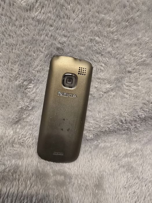 Telefon Nokia C1