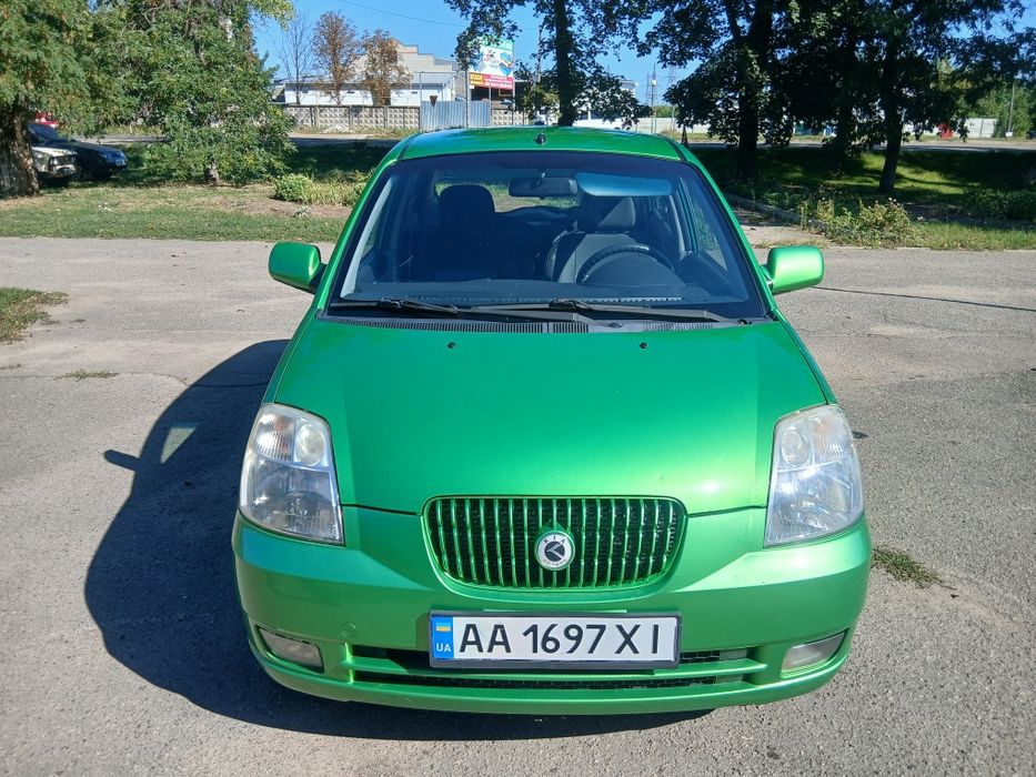 автомобіль Кіа Піканто