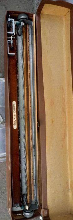 В'язальна машина Чернівчанка