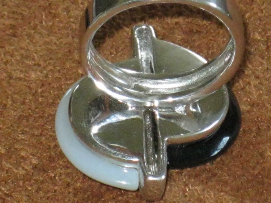 Anel Prata Maciça de Lei 925`/.. C/Contraste