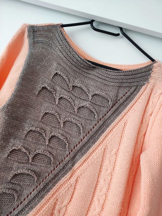 Akrylowy sweterek r. M