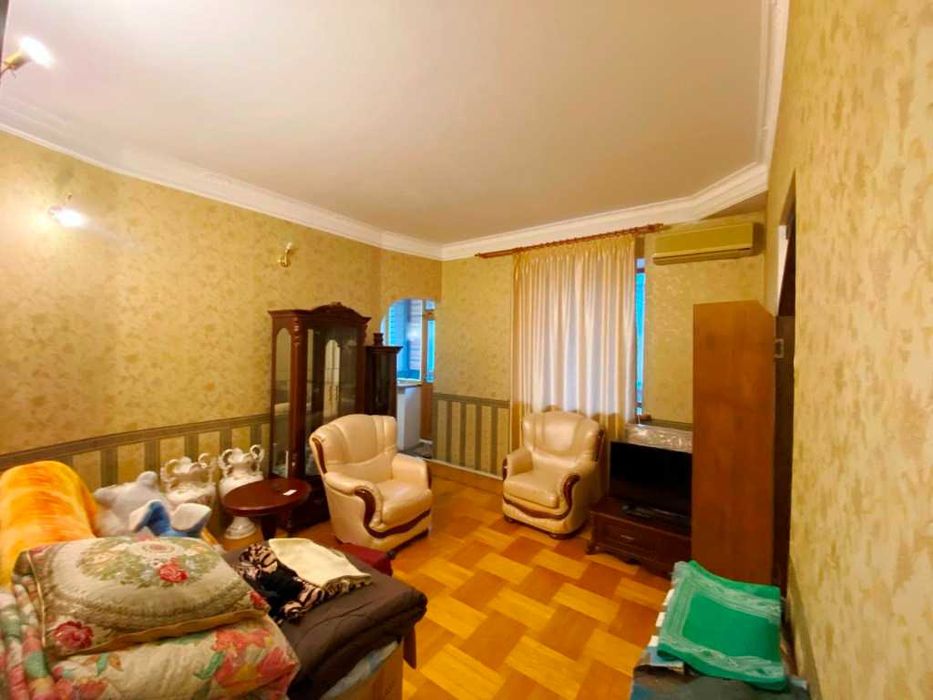 Продам 2 ком «АББО» Автономное отопление! Центр города!