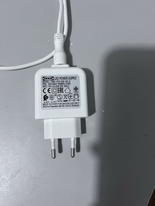 Candeeiro LED de secretária IKEA