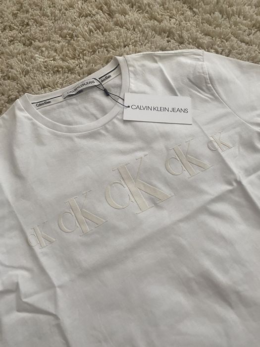 Футболка Calvin Klein