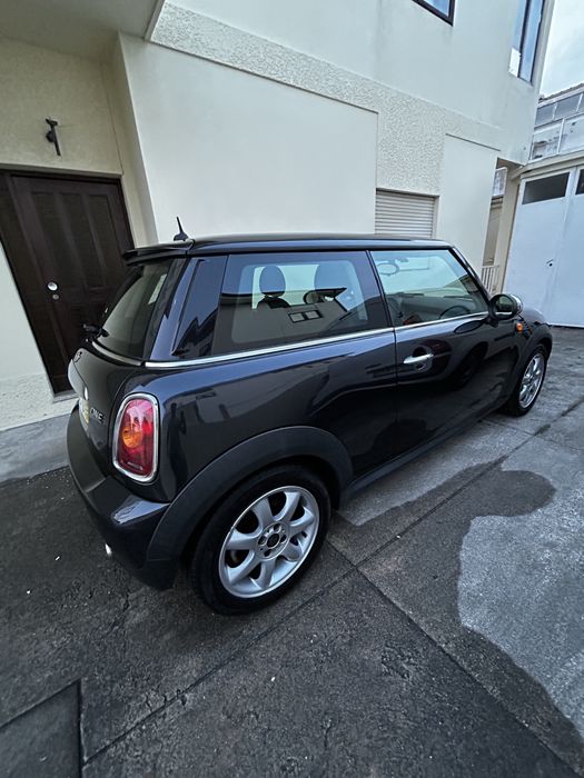 Mini cooper one
