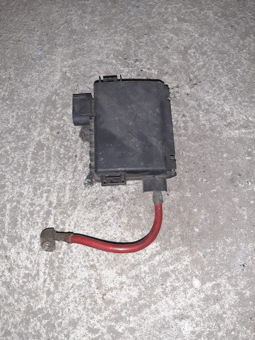 Vendo caixa de fusiveis seat leon 1.9TDI
