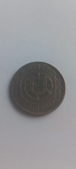 Moeda de 1 escudo República Portuguesa 1924