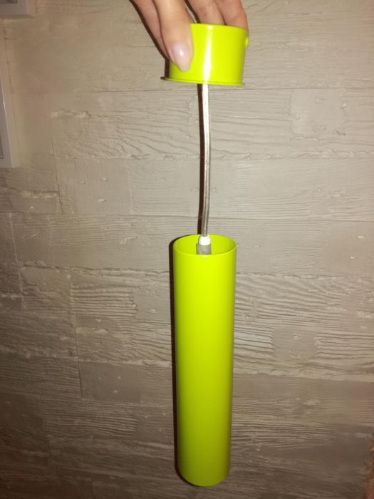 Lampa tuba w bdb stanie