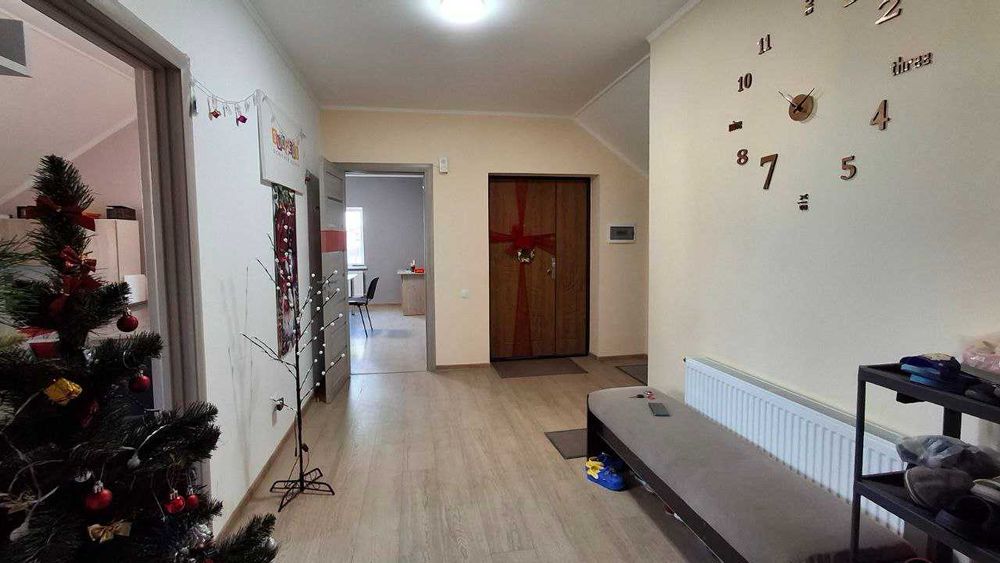 Терміново!!! Продаж 3 к. квартири, Тлумач, центр, 90м2, євроремонт