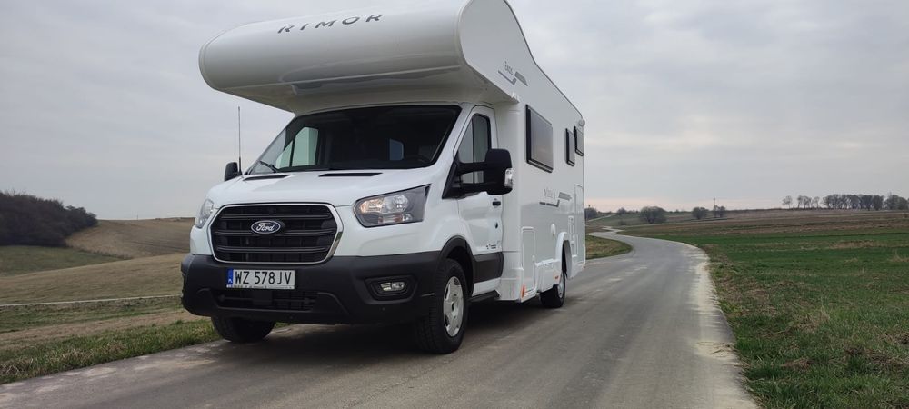 Kamper / Wynajem / 6 osobowy / Camper