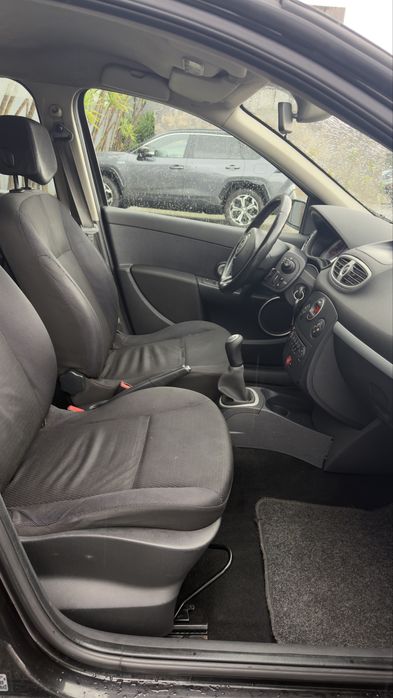 Renult Clio 1.5 DCI 75 CV Ano 2007 ( Selo Barato )