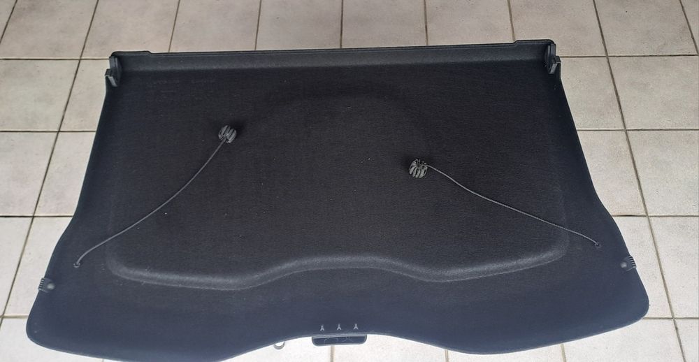 Chapeleira Volvo V40