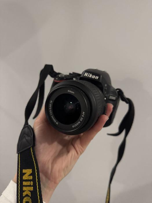 Дзеркальний фотоапарат Nikon D5100 kit 18-55