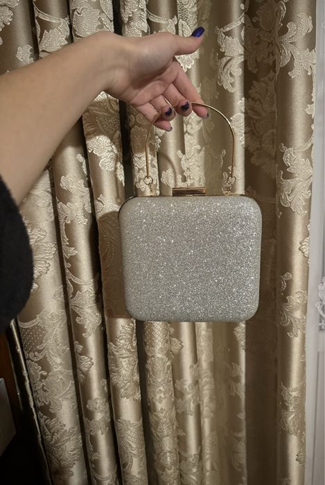 Сумка -клач  (Срібна )Нова