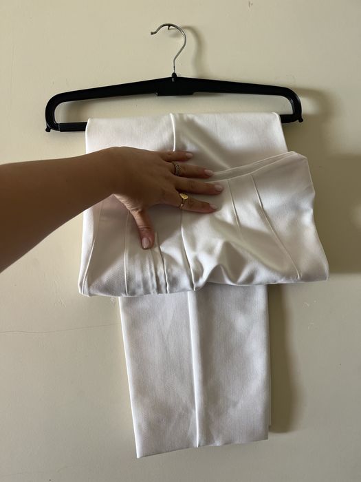 Calça estilo zara branva como nova!