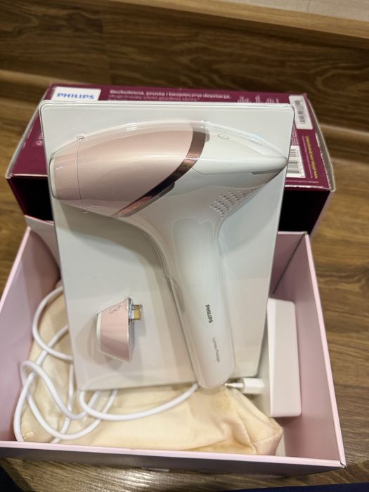 Фотоепілятор Philips Lumea Advanced